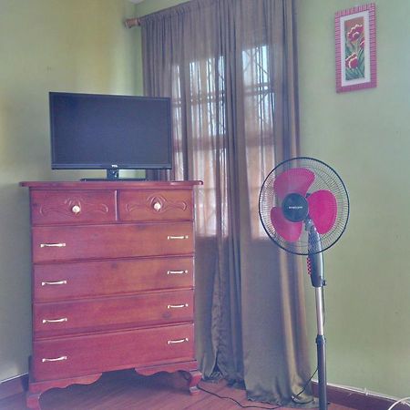 Impeccable Guest Rooms 2 Kingston Room photo