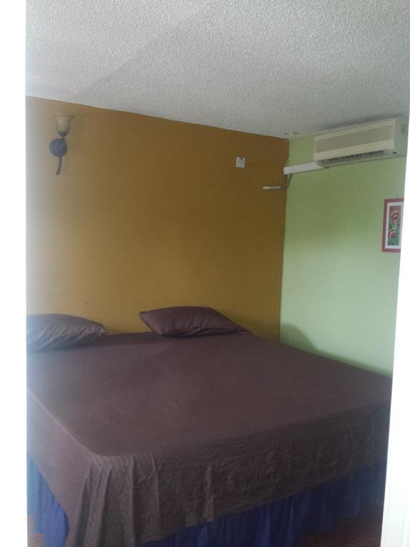 Impeccable Guest Rooms 2 Kingston Room photo